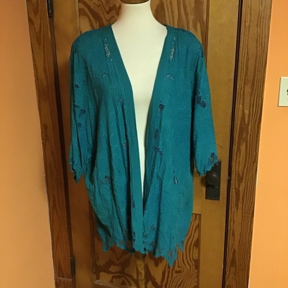 Vintage lace embroidered kimono - Picture 6 of 11